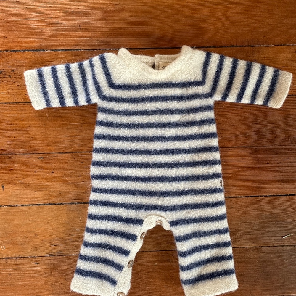 Oeuf Navy and Cream Striped Footie